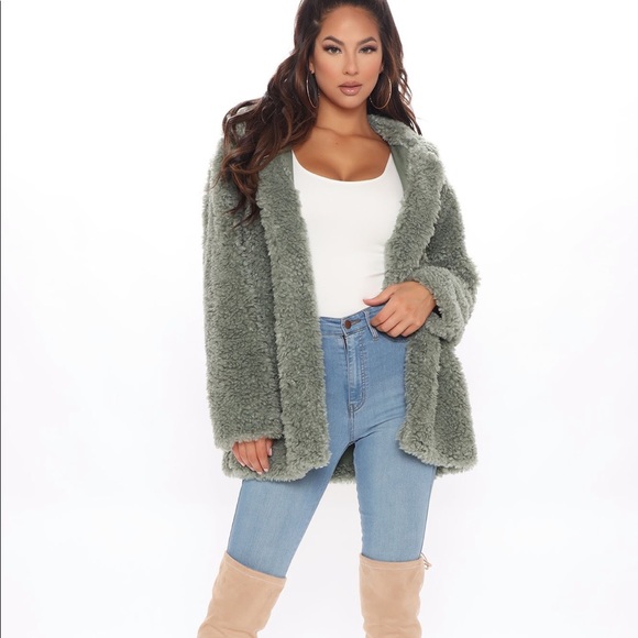Cali winters Sherpa jacket - Picture 2 of 3